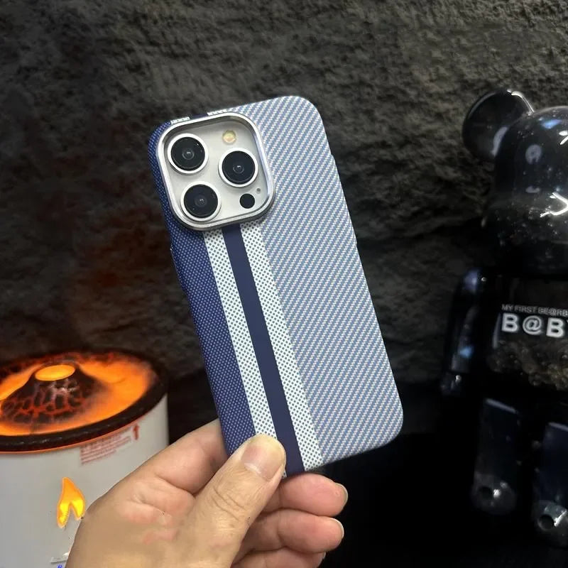 Carbon Fibre MagSafe Case - Vélanoworld