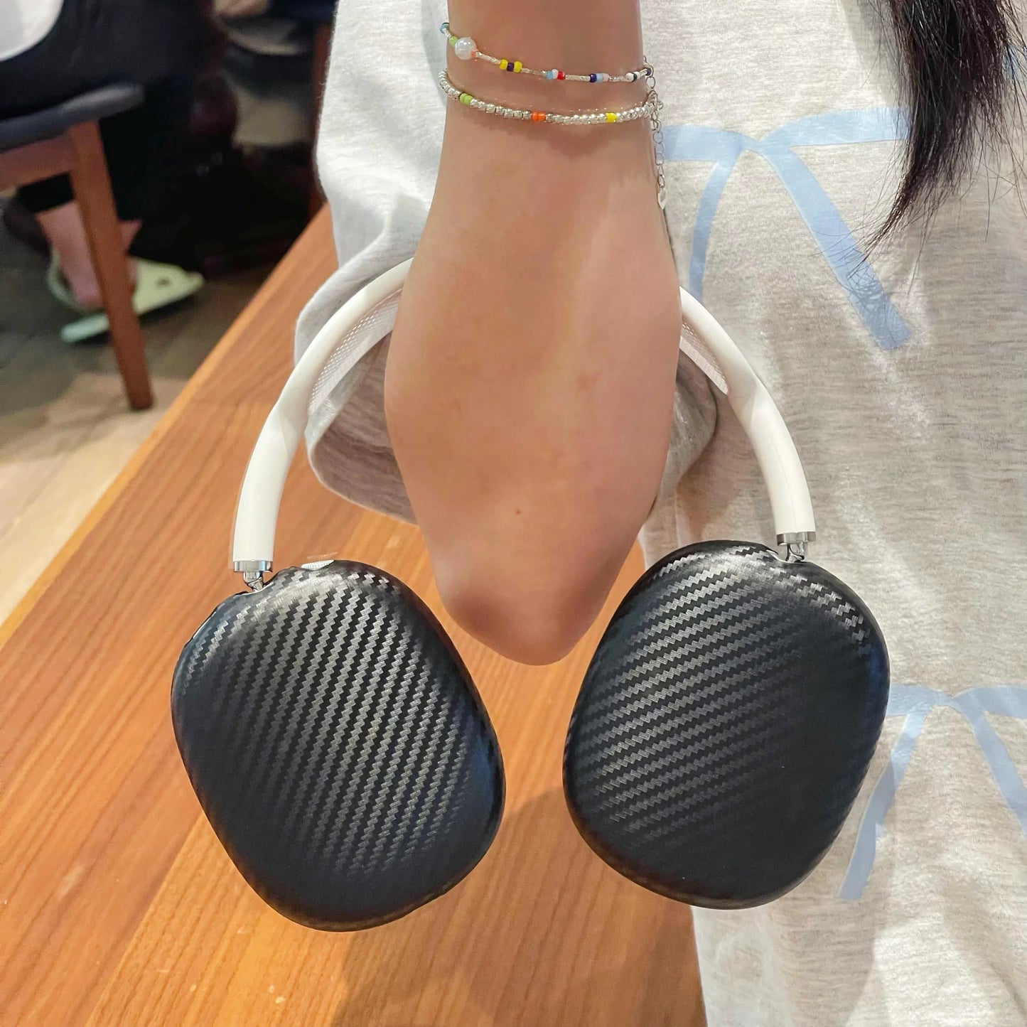 Black Silicone Earphone Case - Vélanoworld