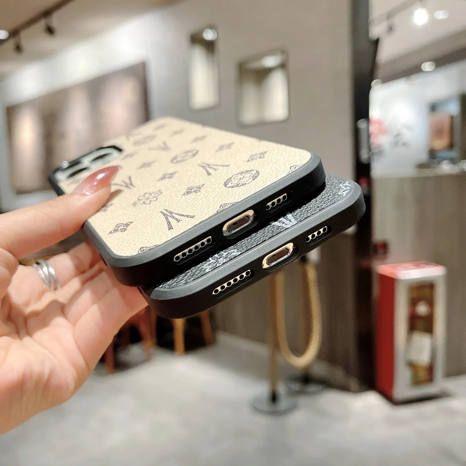 Luxury Leather iPhone Case - Vélanoworld