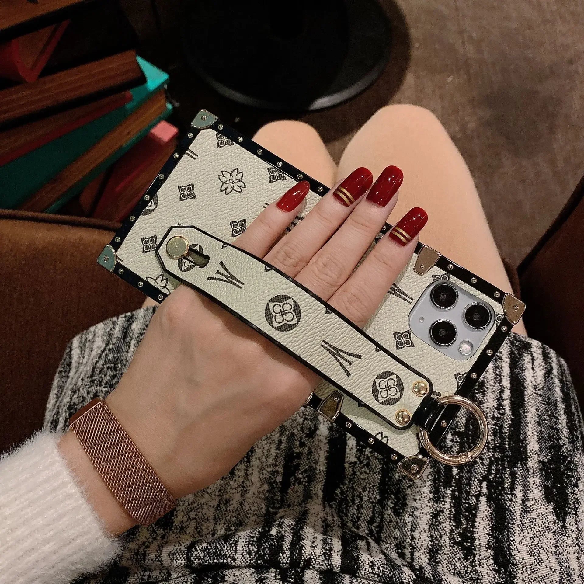 Luxury Leather Wrist Strap iPhone Case - Vélanoworld