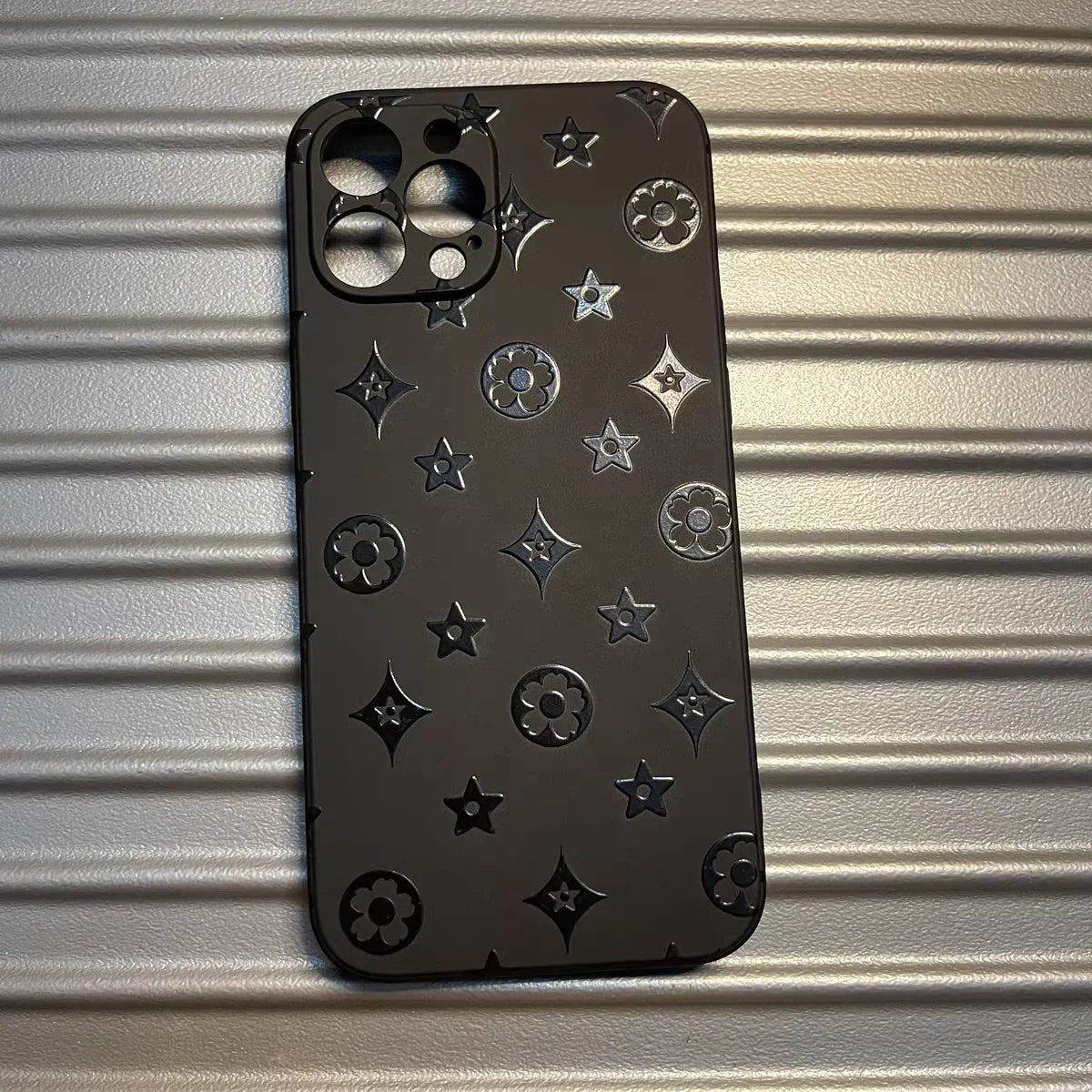 Luxury Patterned Silicone iPhone Case - Vélanoworld