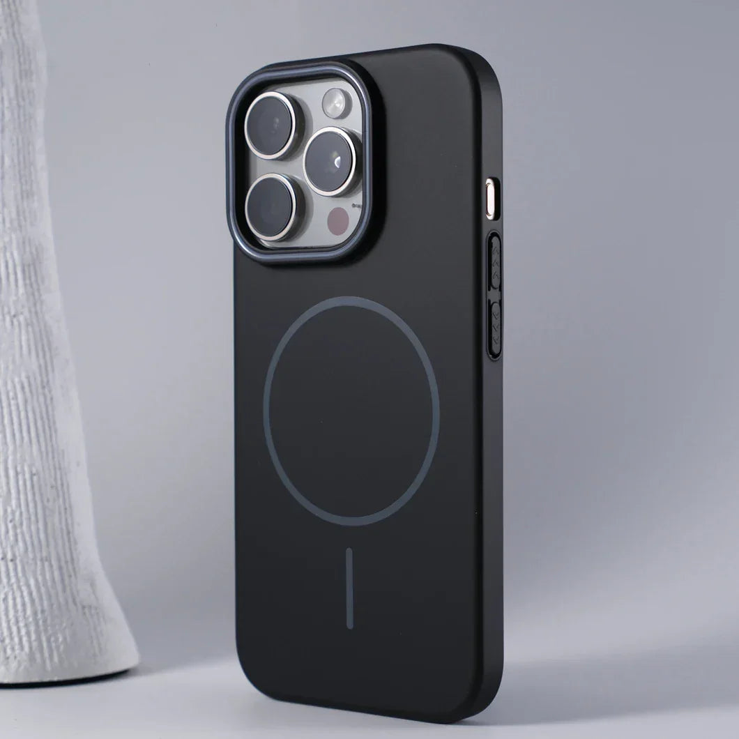 MagSafe iPhone Case - Vélanoworld
