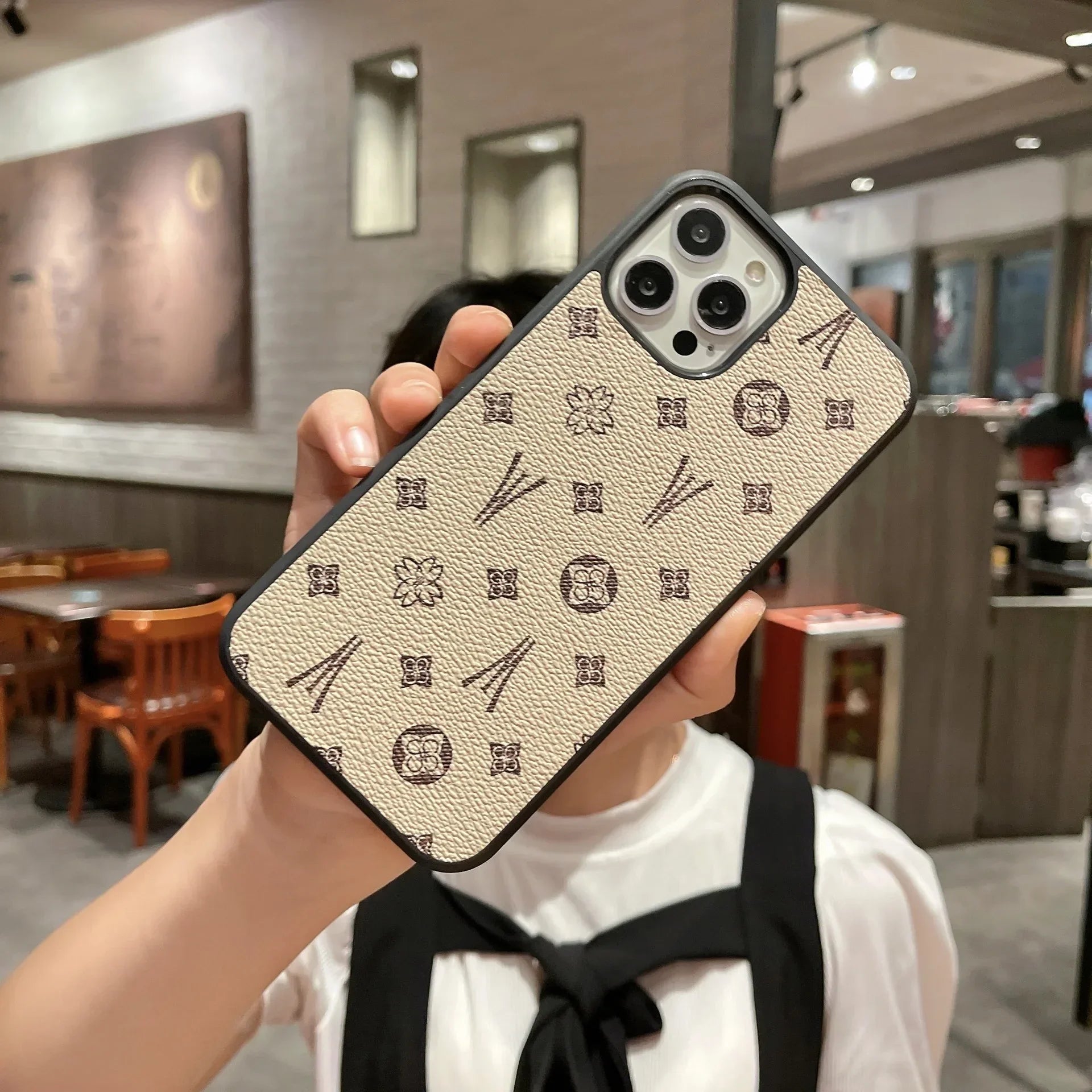 Luxury Leather iPhone Case - Vélanoworld