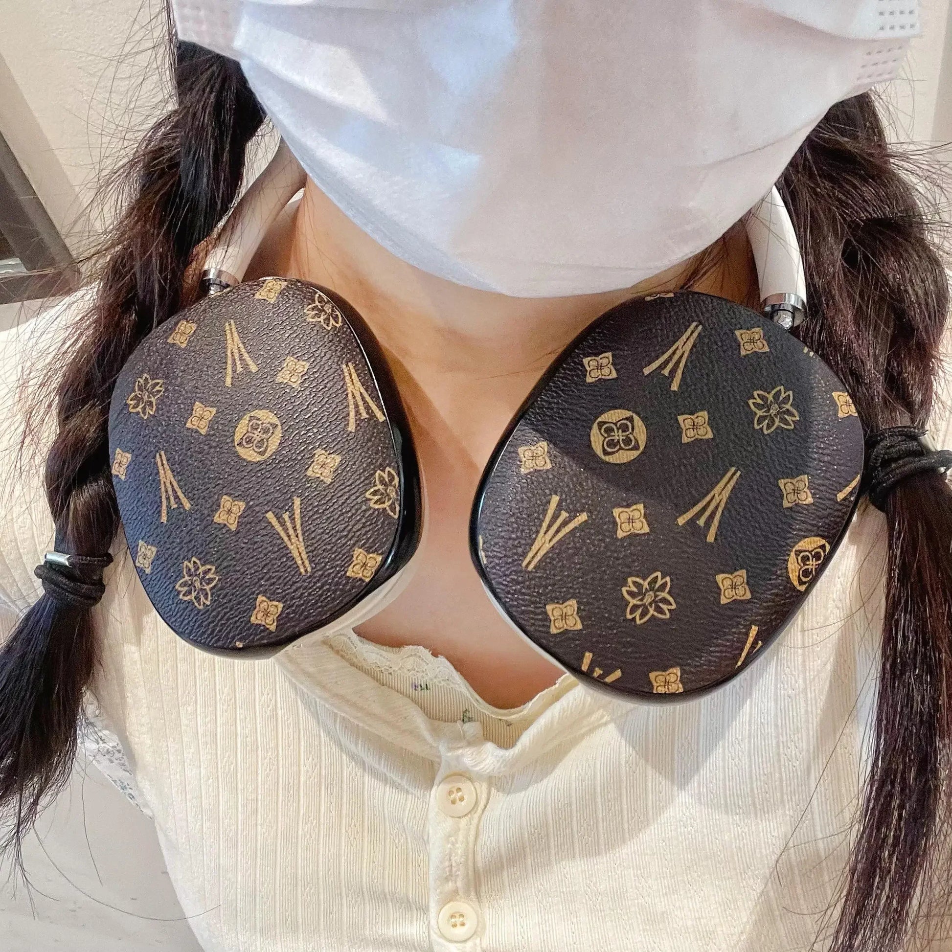 Luxury Leather Pattern Headphone Case – Shockproof Protection for AirPods Max - Vélanoworld