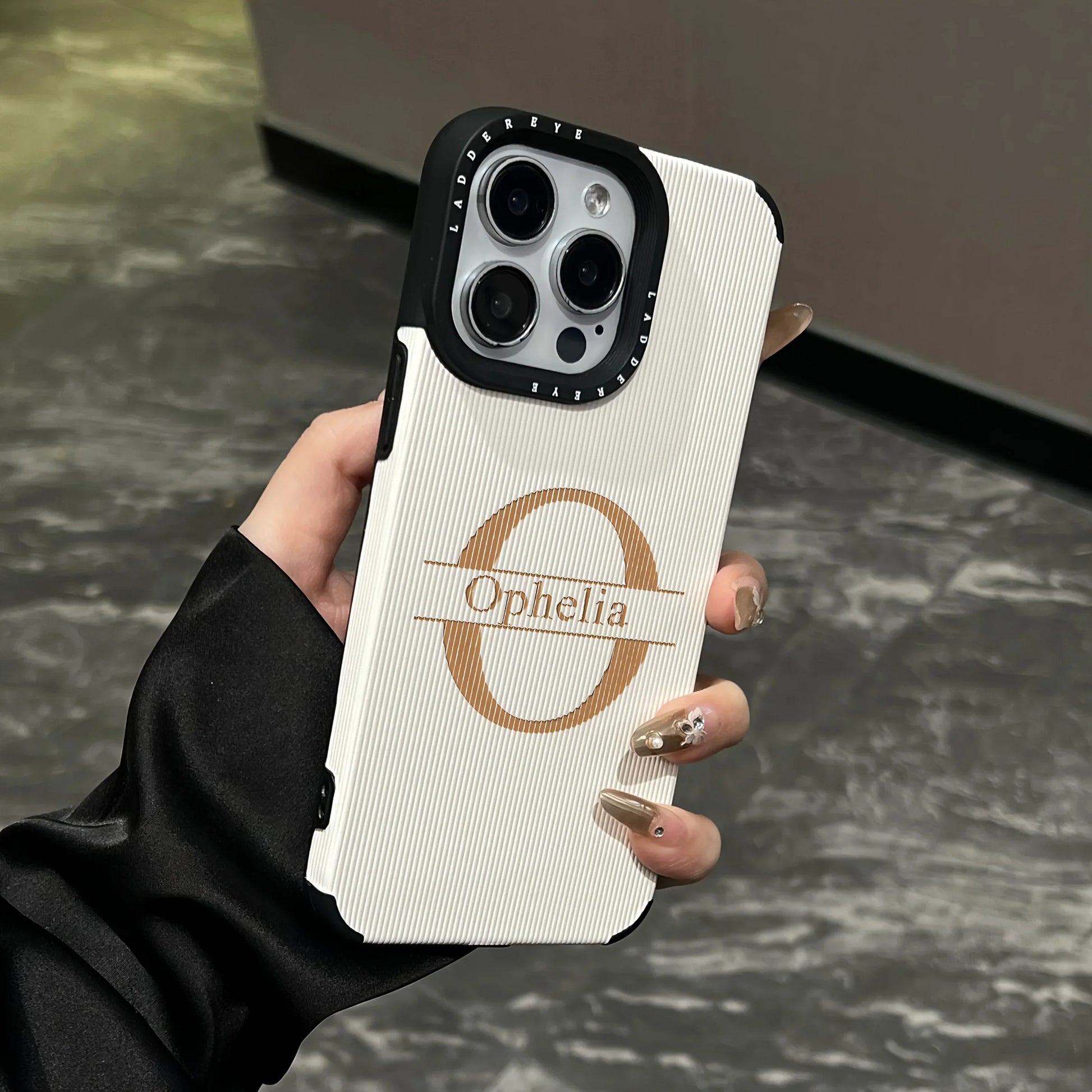 Custom Alphabet Laser-Carved Phone Case - Vélanoworld