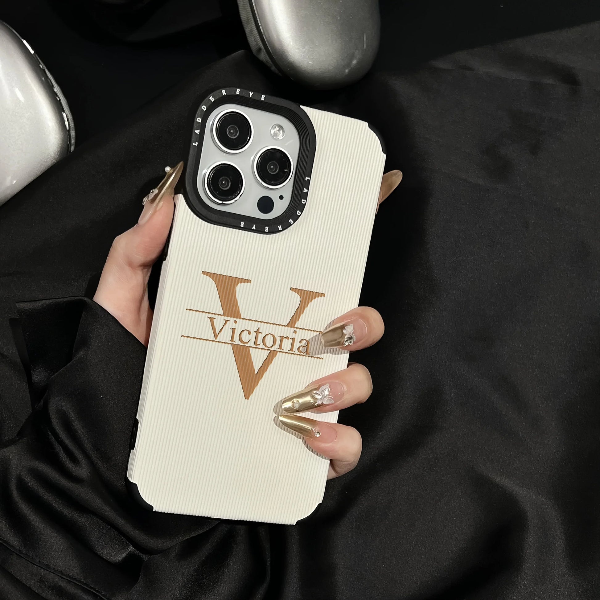 Custom Alphabet Laser-Carved Phone Case - Vélanoworld