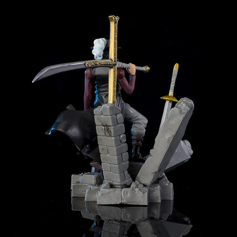 One Piece Dracule Mihawk Action Figure